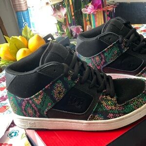 Skateboarders sneaks!!